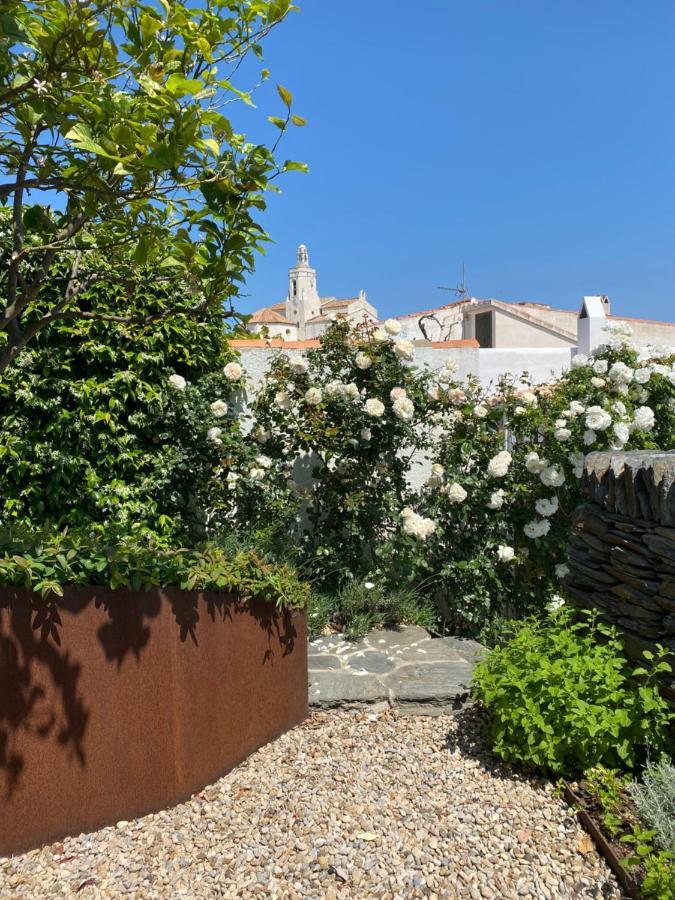 Centric Townhouse With Sea View - Casa Marta Villa Cadaques Exterior photo