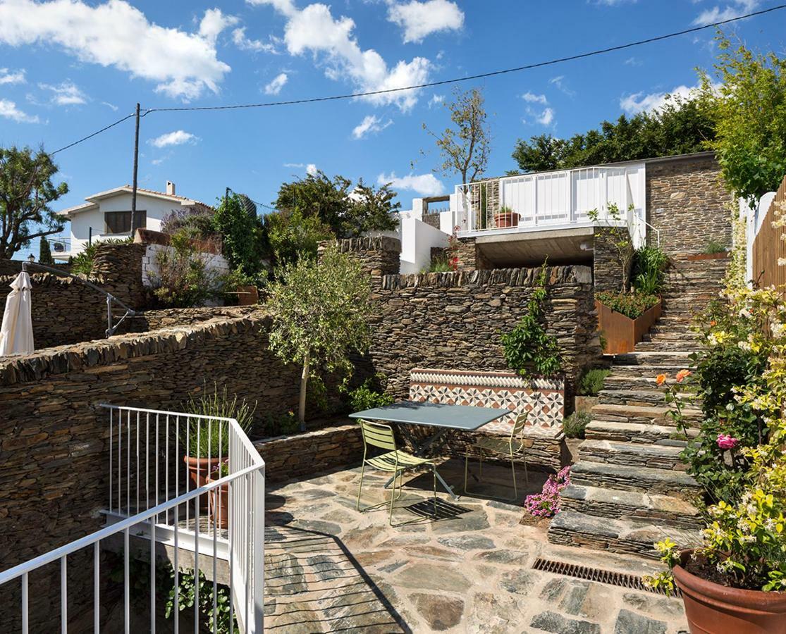 Centric Townhouse With Sea View - Casa Marta Villa Cadaques Exterior photo